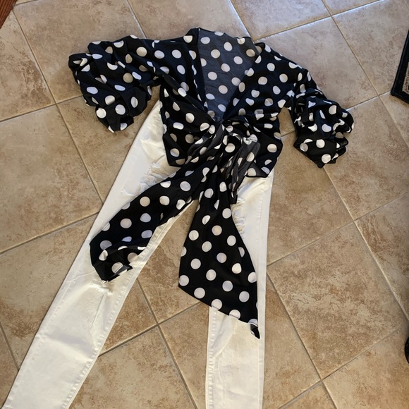 Polka Dot 3qtr Bubble Sleeve Wrap blouse - Picture 5 of 10